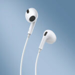 Type C Lateral In-ear Wired Earphone - Image 2