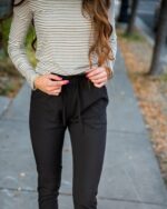 DT UPTOWN Lightweight Joggers in Black - Image 5