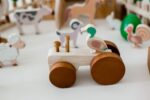 QToys Australia (USA) Farm Animals & Tractor Set - Image 4