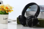Wireless noise cancelling over ear bluetooth headphones - Image 3