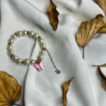 Bracelet for Girls, Faux Pearl Beaded Bracelet with Purple Butterfly - Image 3