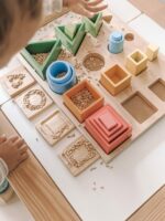 QToys Australia 3D sorting and nesting board - Image 2