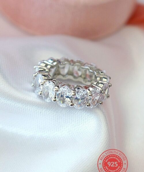 925 Silver Oval Cubic Zirconia Band Ring