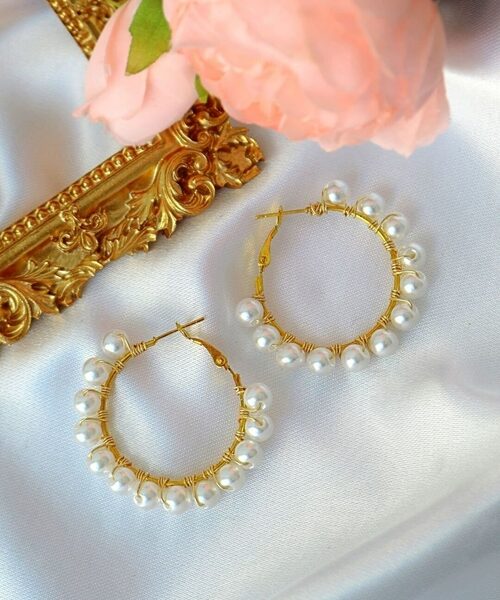 18 Karats Gold Hand Wired Pearl Hoops