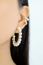 18 Karats Gold Hand Wired Pearl Hoops - Image 2